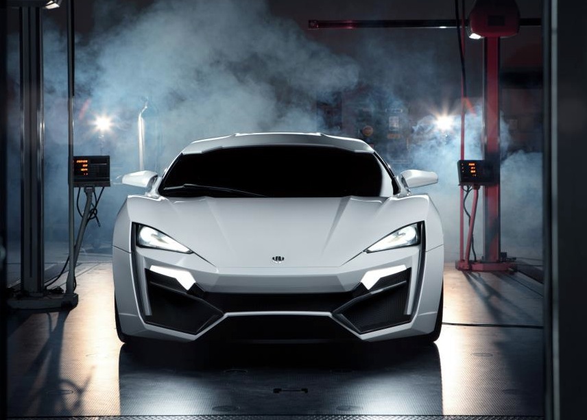 W Lykan Hypersport2