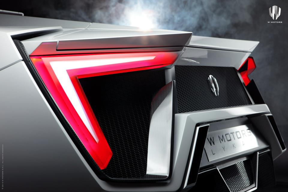 W-MOTORS-2