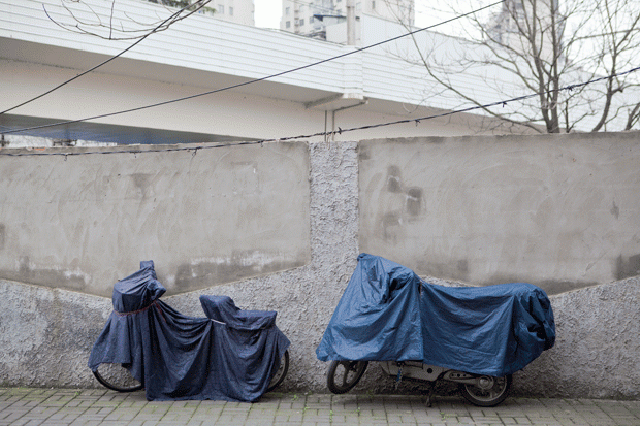 Covered Cars in China4
