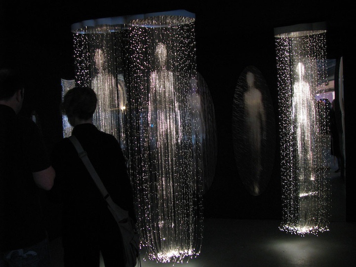 Holographic Light Sculptures2