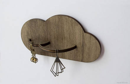Porte-bijoux nuage en bois
