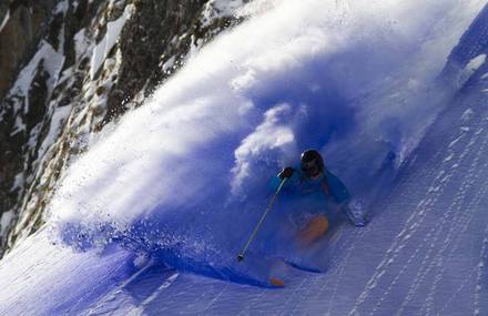 Ski on colored snow
