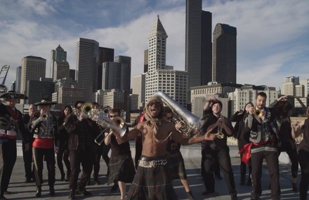 Macklemore & Ryan Lewis – Can’t Hold Us