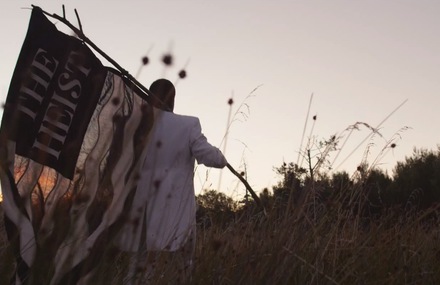Macklemore & Ryan Lewis – Can’t Hold Us