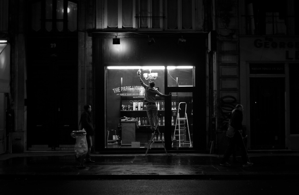 Paris Liquor Store2