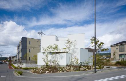 House in Minoh by Fujiwarramuro Architects