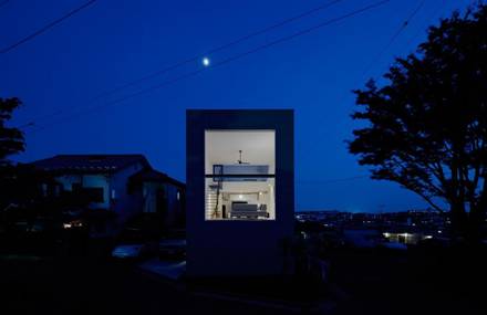 House in Hiyoshi by EANA