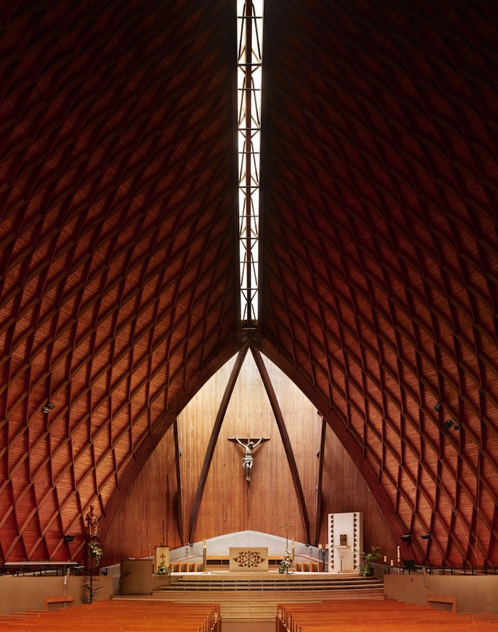 modern Interiors of Church14