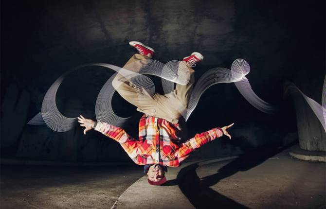 Breakdance Light Painting