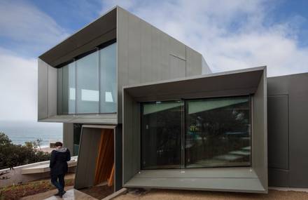 Fairhaven Beach House by John Wardle Architects