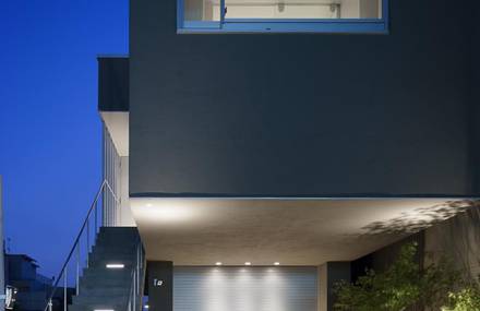 House in Gokiso by Kazuki Moroe Architects