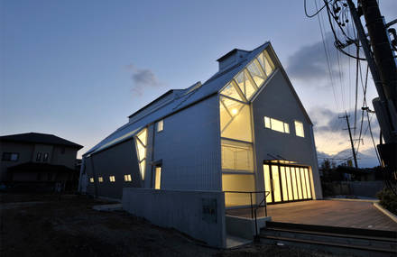 Ueno Gas Kameyama by KIZ Architects