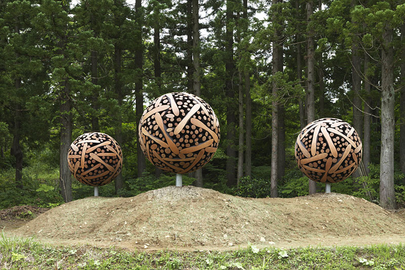 Wooden Spheres4