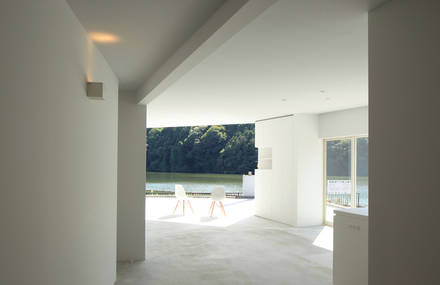 Lake-side House by airscape architects studio