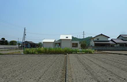 Triple Roof by Shinobu Ichihara Architects