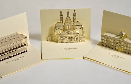 3D Popup kirigami postcards with monuments