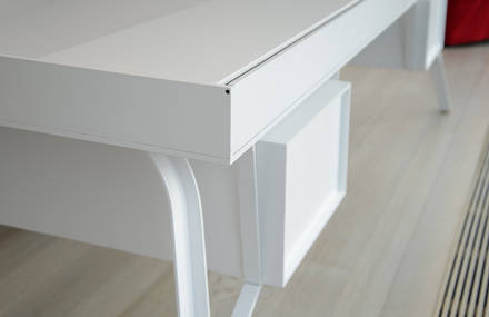 Office Desk L by A+A Cooren