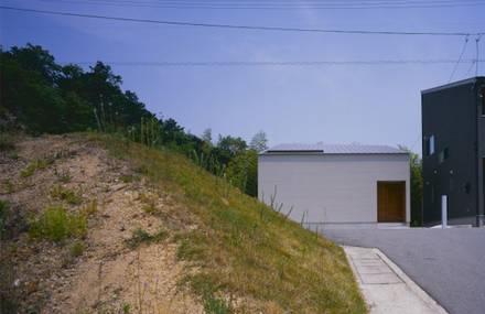 House of Kamihachiman by Horibe Associates Architect&rsquo;s Office