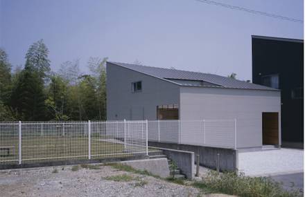House of Kamihachiman by Horibe Associates Architect&rsquo;s Office