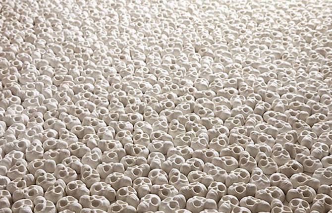 100 000 Miniature Porcelain Skulls