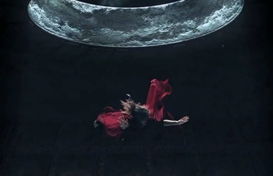 Gravity – Falling Montage