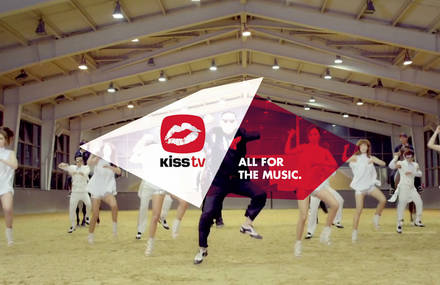 Song without music by Lola Madrid and Mickolaj Gackowski