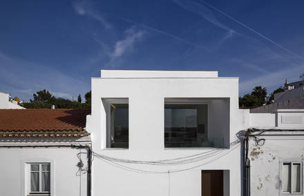 Casa 103 by Ultramarino