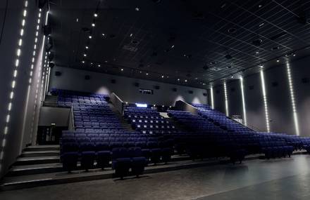 NANOLIGHT équipe le premier multiplexe EuropaCorp avec ses nez de marches lumineux