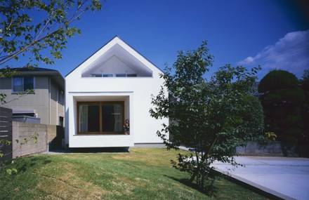 House in Fukai by Naoko Horibe