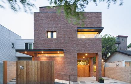 House in Hyojadong by Min Soh + Gusang Architectural Group + Kyoungtae Kim
