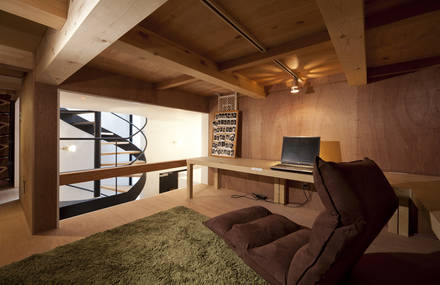 House in Shimomaruko by atelier HAKO architects