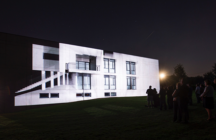 Shifting Concrete – Video Mapping