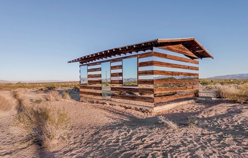 Lucid Stead Transparent Cabin6