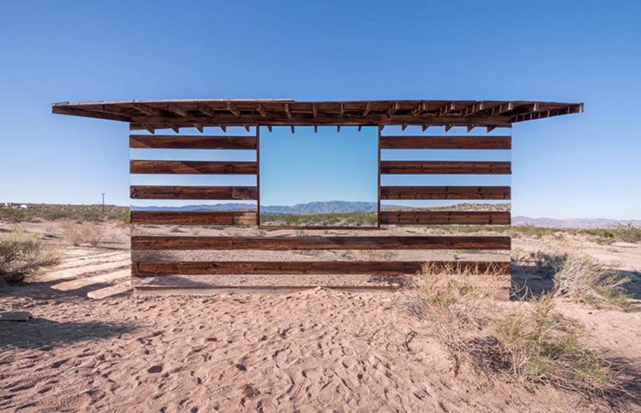 Lucid Stead Transparent Cabin