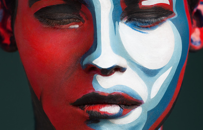 Insane Makeup Turns Models Into 2D Paintings