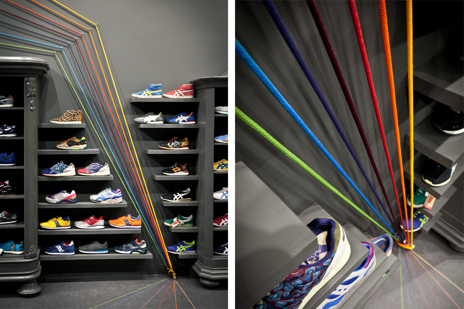 Run Colors Sneaker Store-1
