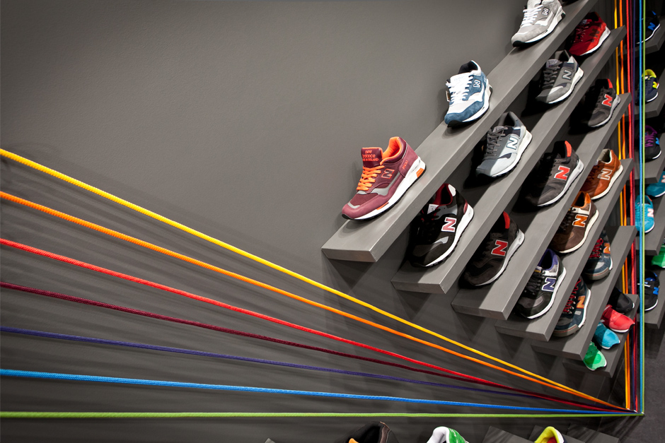Run Colors Sneaker Store-8