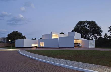 Migliari House by DOMO Arquitetos