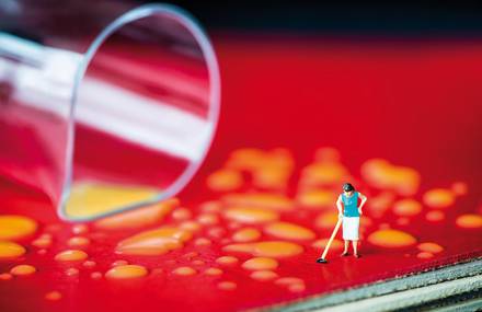 LINOVILLE : DE LA MACROPHOTOGRAPHIE CREATIVE POUR PROMOUVOIR LA MODERNITE DU LINOLEUM