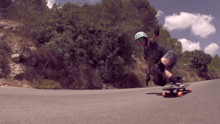 Longboard Girls Crew in Israel2