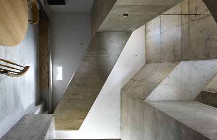 House in Nishiochiai by Suppose Design Studio