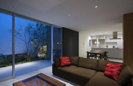 House in Momoyamadai by NRM Architects Office