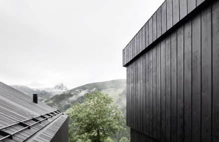 House in Pliscia by Pedevilla Architects
