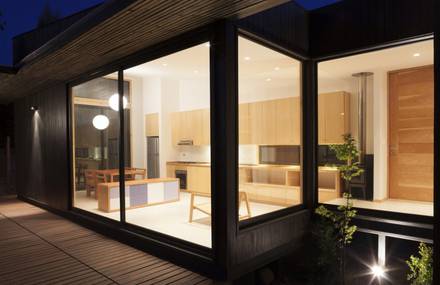 Casa Santa Maria by Etcheberrigaray + Matuschka