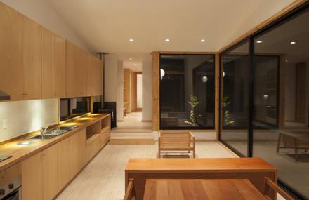 Casa Santa Maria by Etcheberrigaray + Matuschka