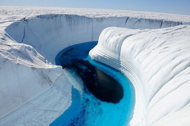 Birthday Canyon in Greenland7