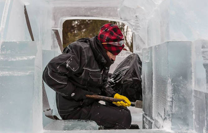 Driveable Truck made of Ice