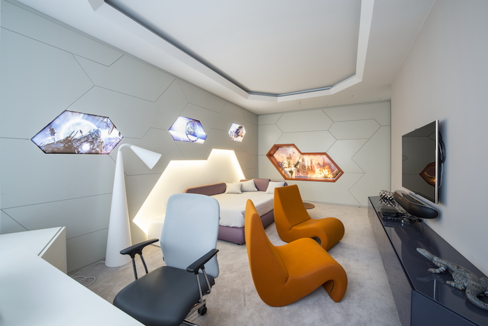 Futuristic Apartment in Russia 1