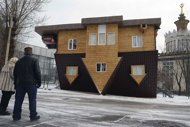 House Built Upside Down7