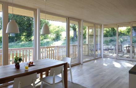 House Under the Oaks by Juri Troy Architects